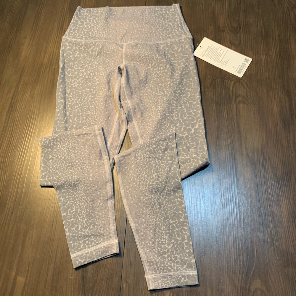 NWT Lululemon Engineered Camo Align leggings